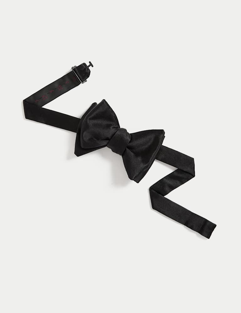 Pure Silk Bow Tie 1 of 4