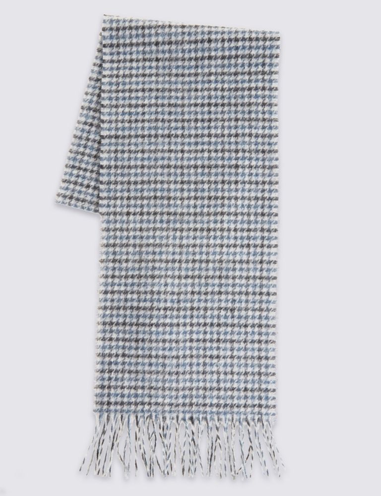 Pure Wool Dogs Tooth Lambswool Scarf 1 of 1