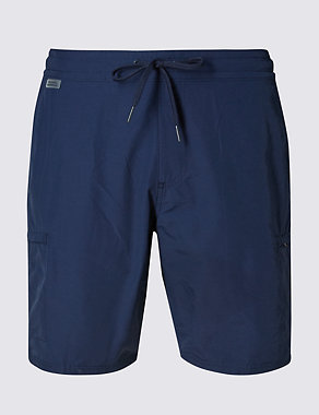 Quick Dry Smart Cargo Shorts Image 2 of 4