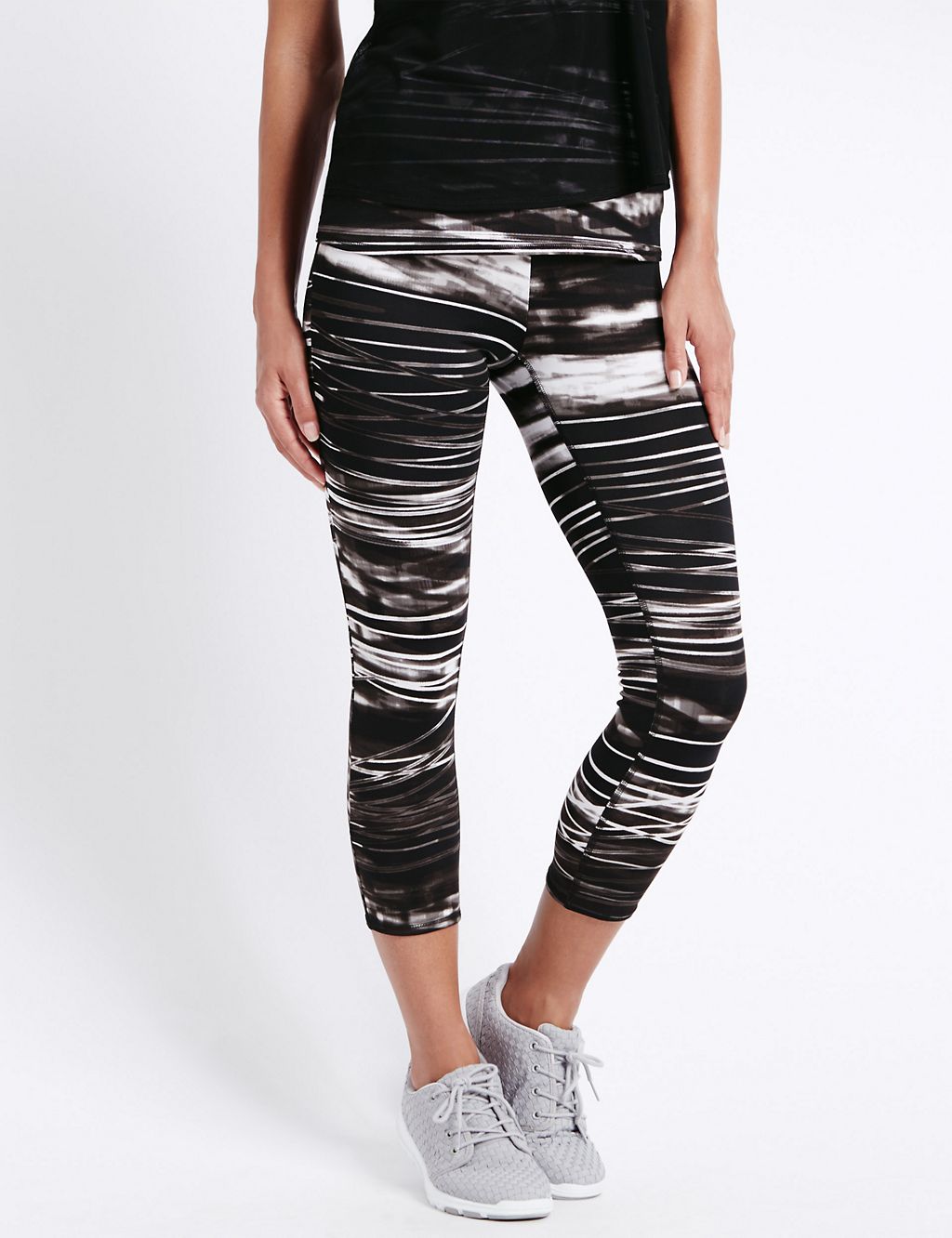 Quick Dry Water Striped Cropped Leggings with Cool Comfort™ Technology 3 of 6