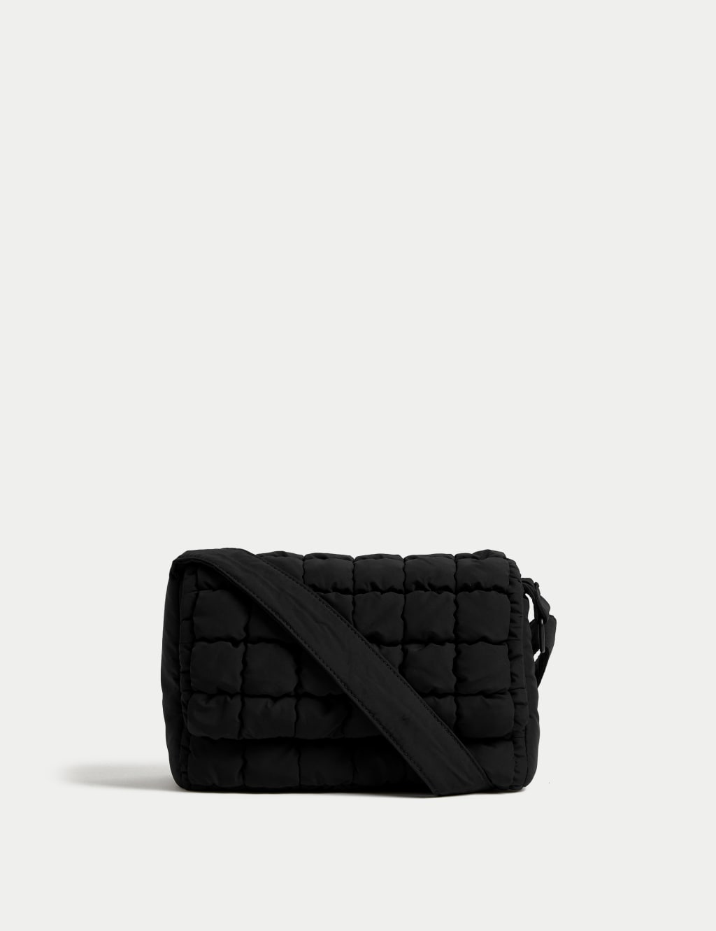 Quilted messenger bag top