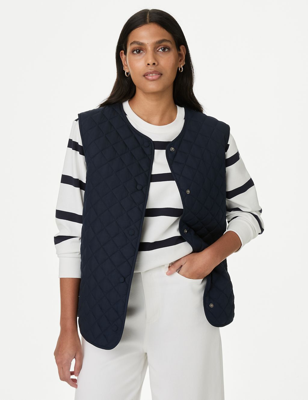 Quilted Gilet 3 of 7