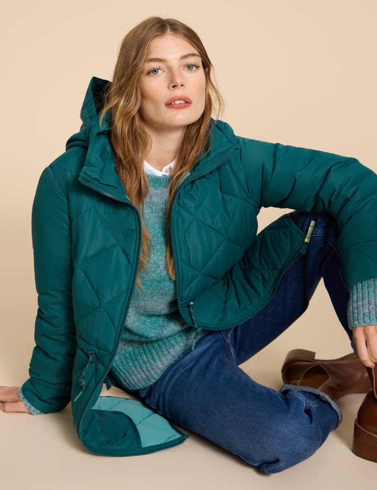 Short quilted jacket best sale womens