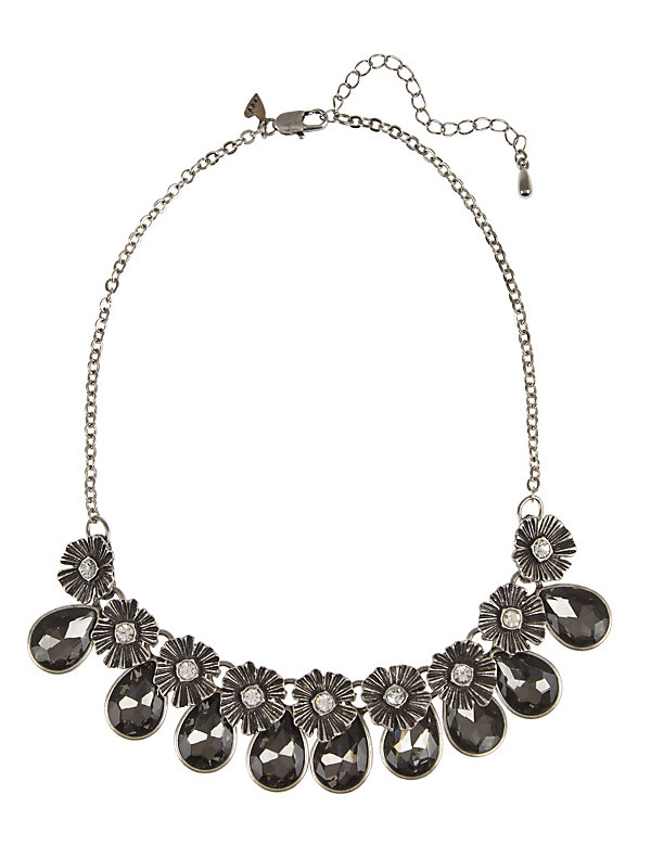 Floral Bunch Diamanté Necklace - QA