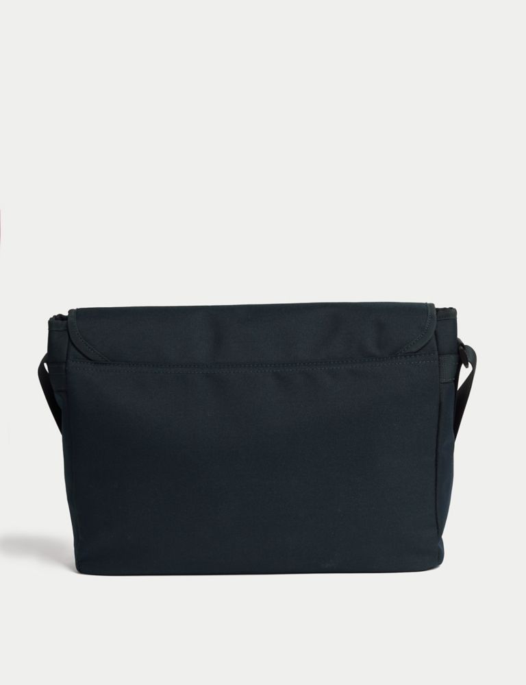 15 Best Laptop Totes and Purses (2023): Sustainable, Weather-Proof, Durable