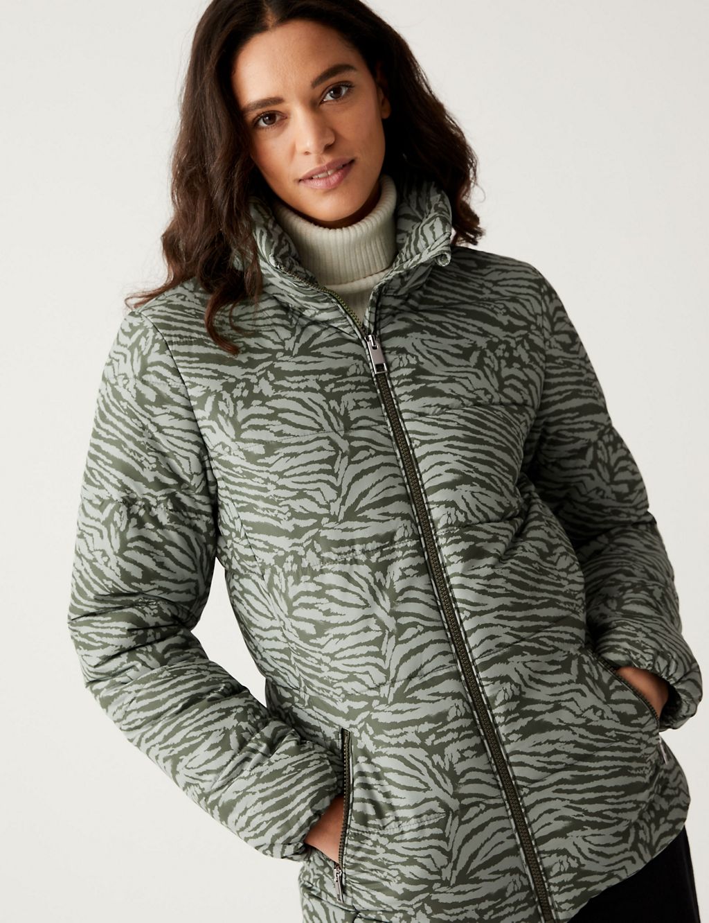 Recycled Thermowarmth™ Printed Jacket 8 of 8