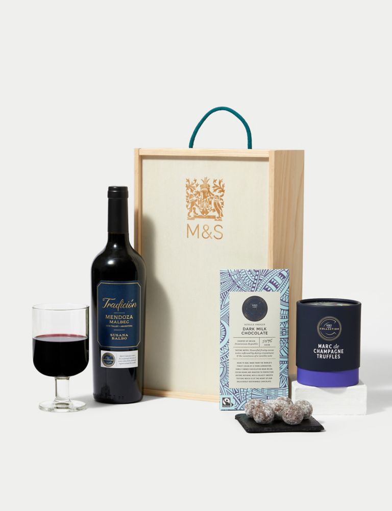 Red Wine & Chocolate Gift Box 1 of 2
