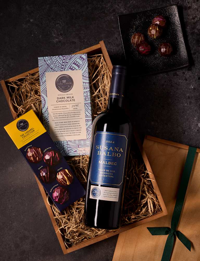 Red Wine & Chocolate Gift Box Collection M&S