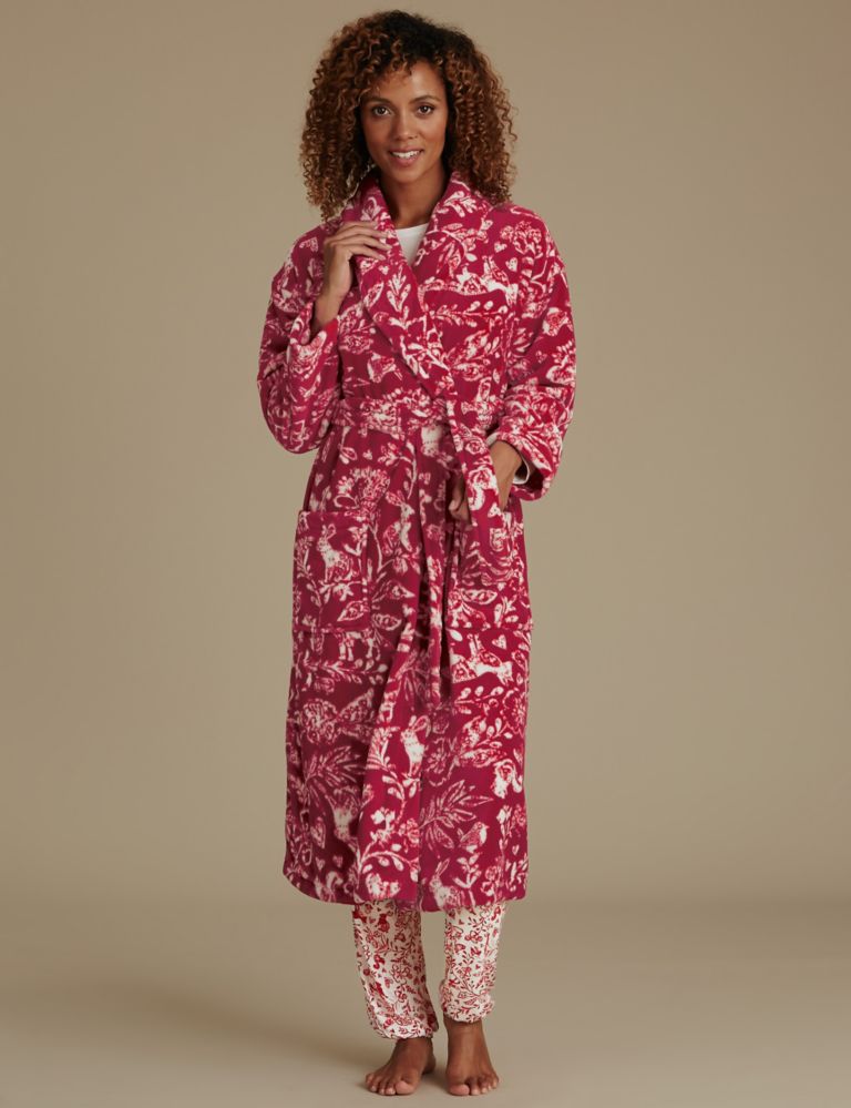 Red Woodland Print Shimmer Dressing Gown 1 of 7