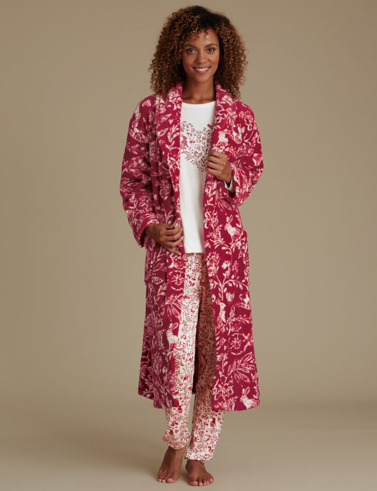Red Woodland Print Shimmer Dressing Gown 3 of 7