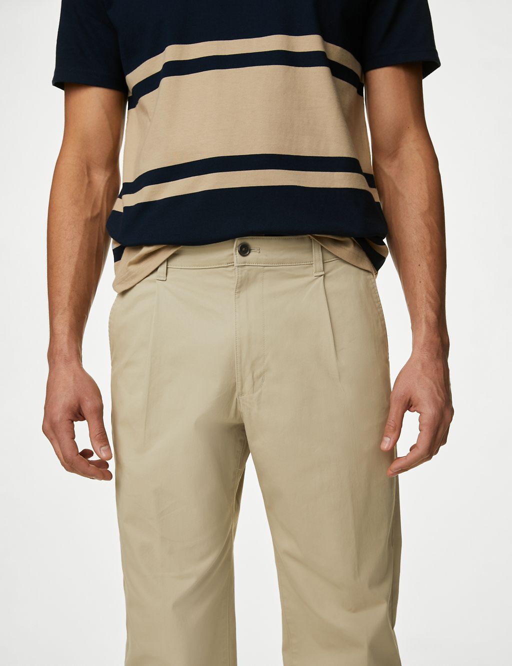 Regular Fit Single Pleat Stretch Chinos 4 of 6