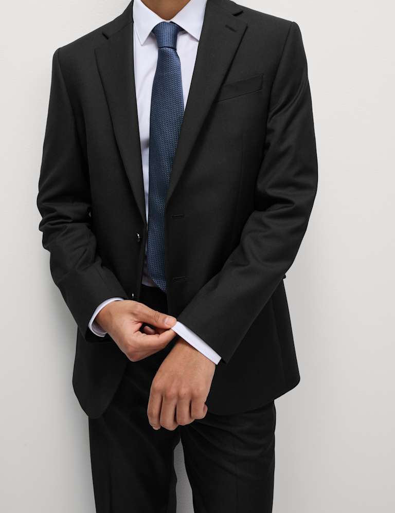 Stretch suit shop