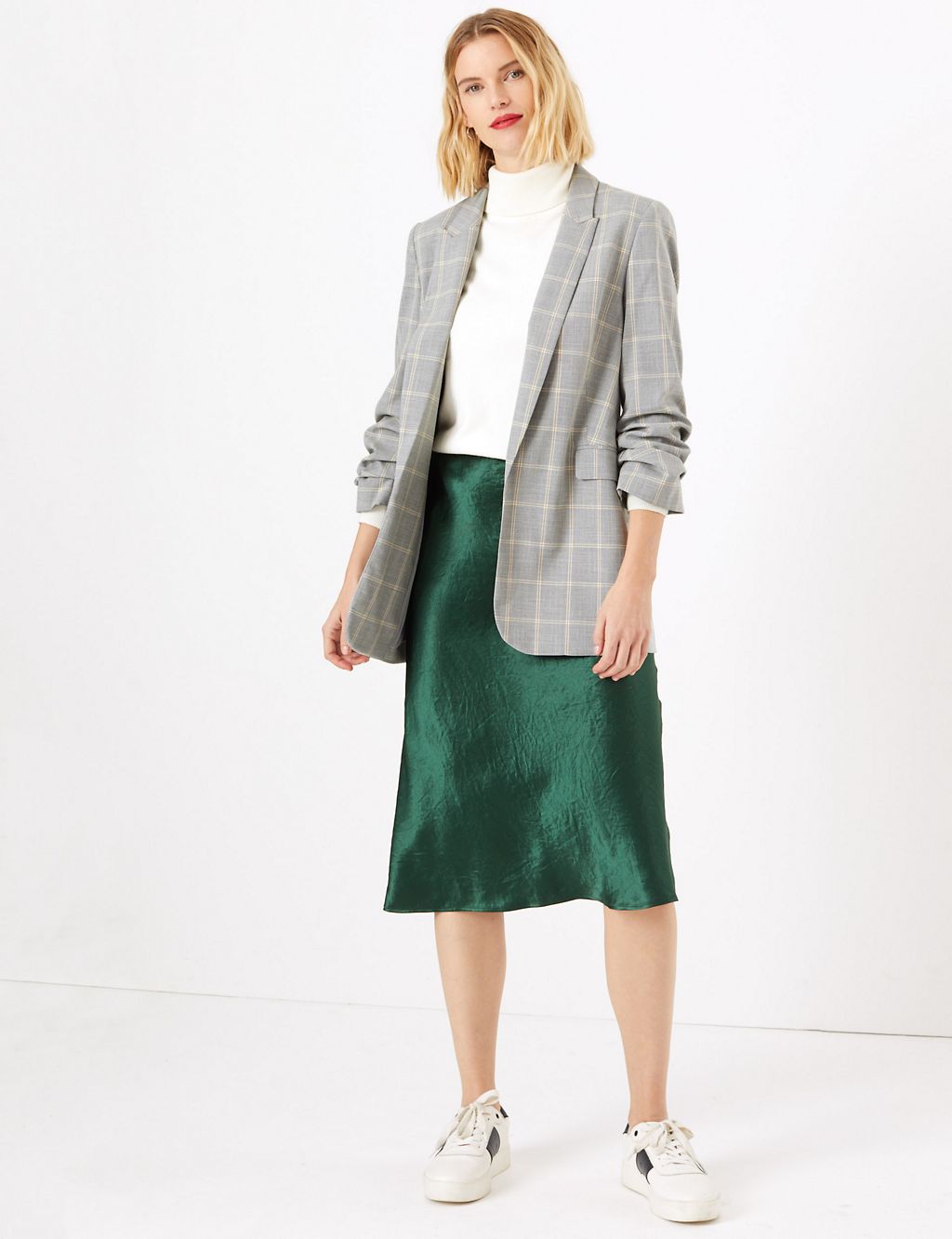 Relaxed Ruched Sleeve Checked Blazer 4 of 6