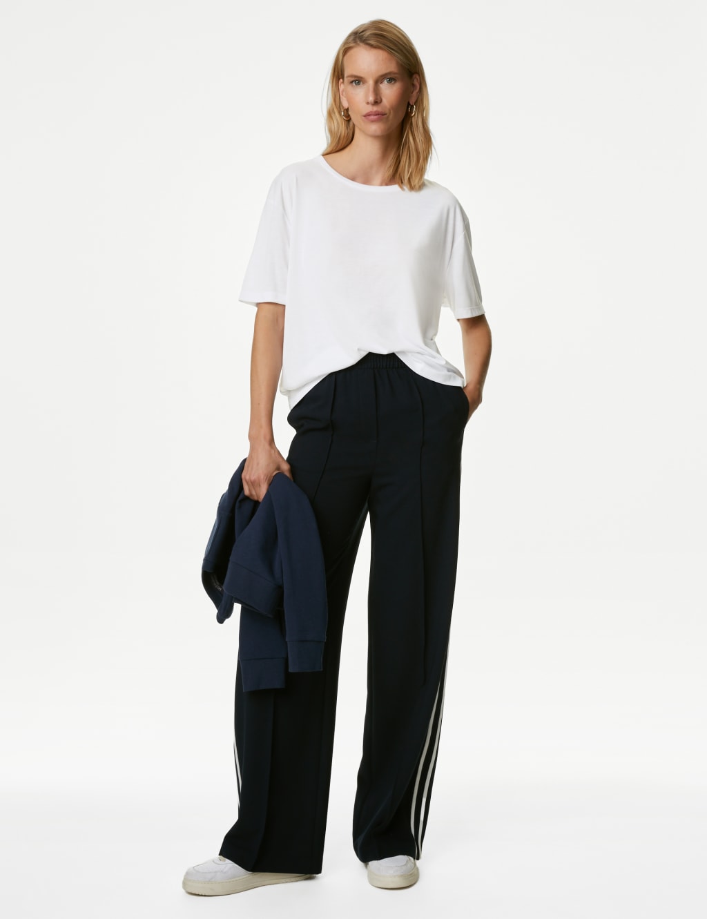 Relaxed Short Sleeve T-Shirt 3 of 5