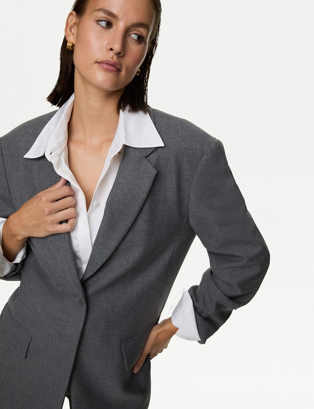Relaxed Single Breasted Blazer With Wool 2 of 8