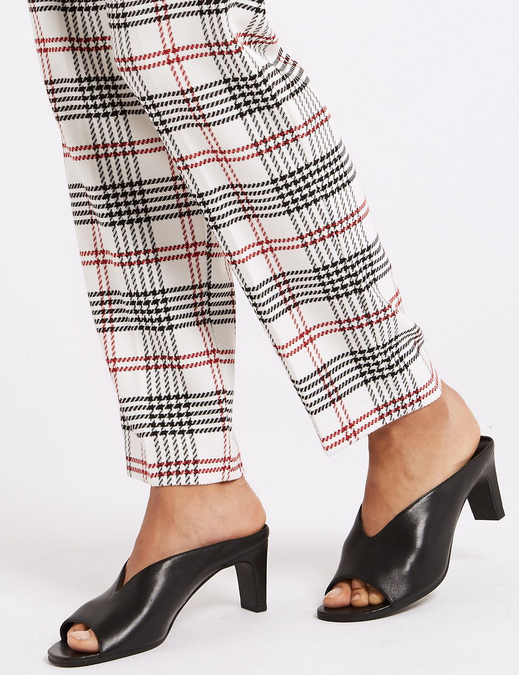 Relaxed Straight Leg Checked Trousers 6 of 6