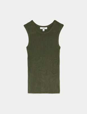 Ribbed Crew Neck Knitted Vest Image 2 of 5
