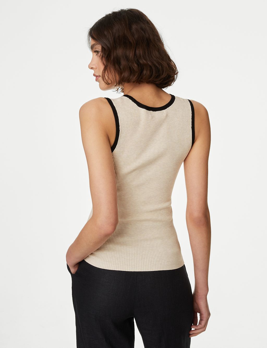 Ribbed Crew Neck Knitted Vest 5 of 5
