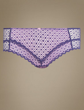 Ric Rac Low Rise Shorts Image 2 of 4