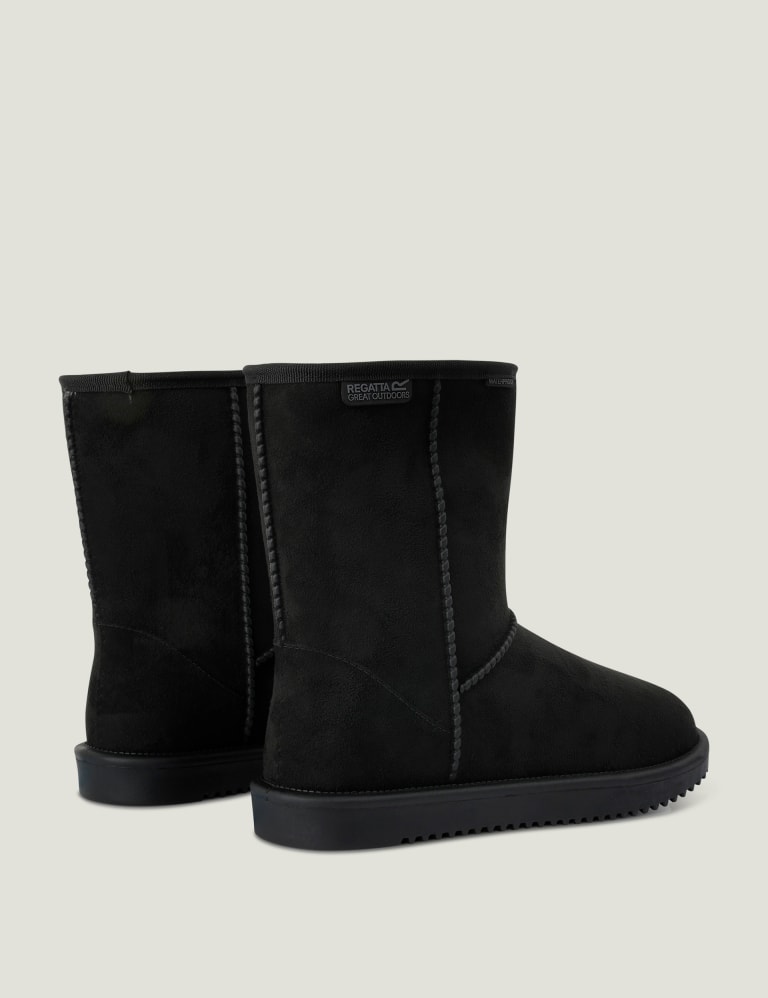 Ugg classic short waterproof black hotsell