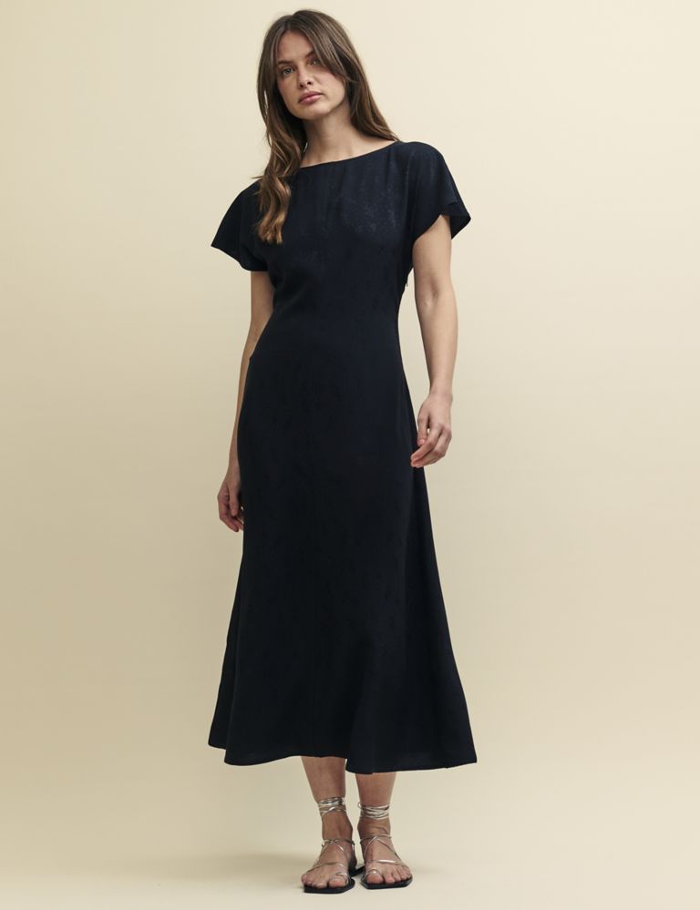 Round Neck Midaxi Waisted Dress 1 of 6