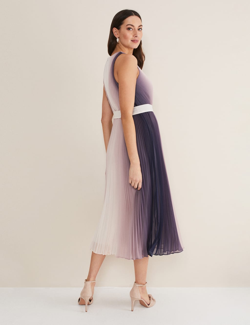 Chi chi london leoma dress hotsell