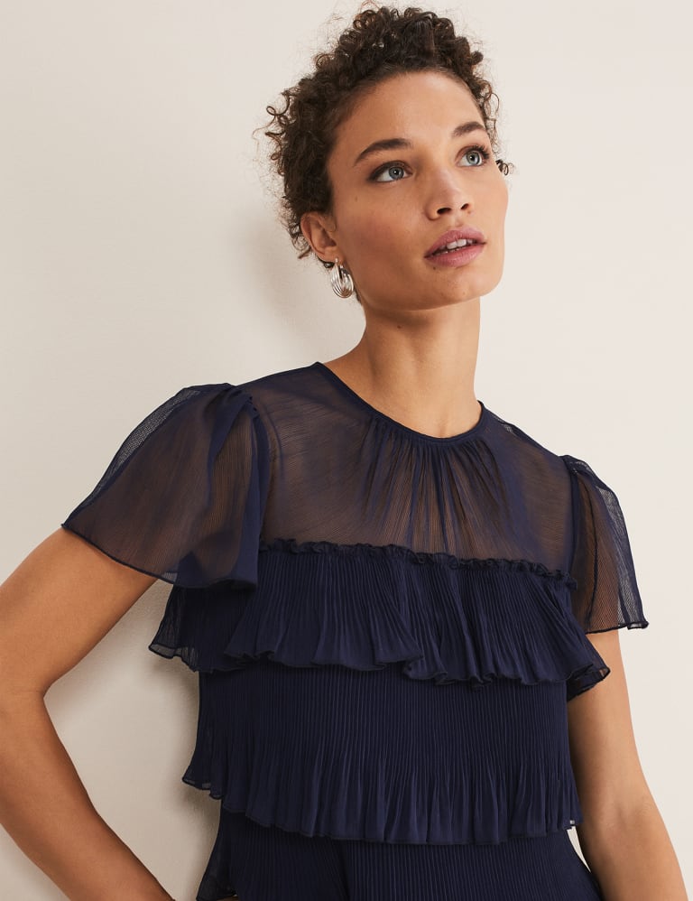 Round Neck Pleated Mini Tiered Dress