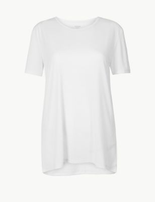 Round Neck Relaxed Fit T-Shirt Image 2 of 4
