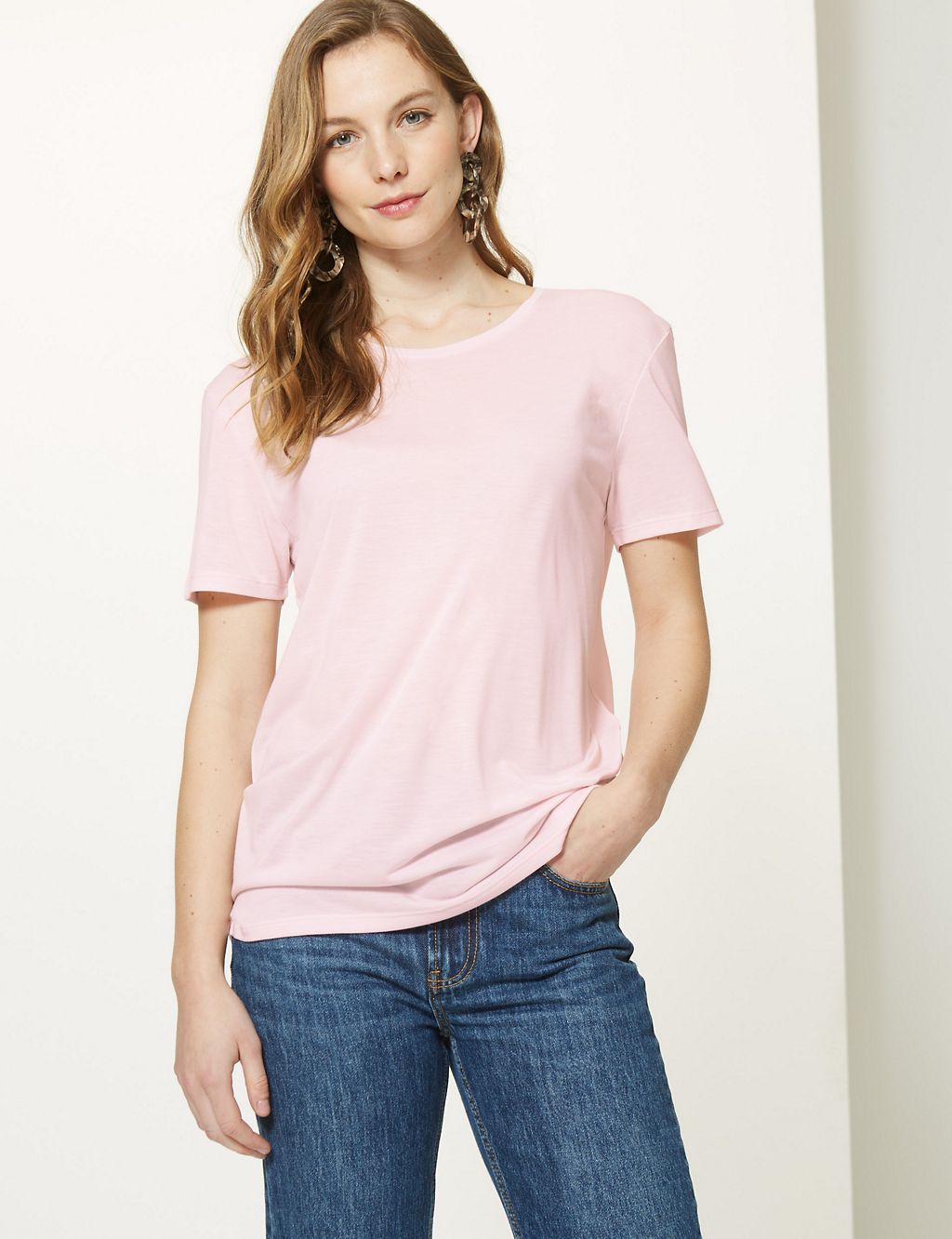 Round Neck Relaxed Fit T-Shirt 3 of 4