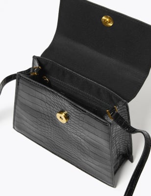 cross body bag with handle