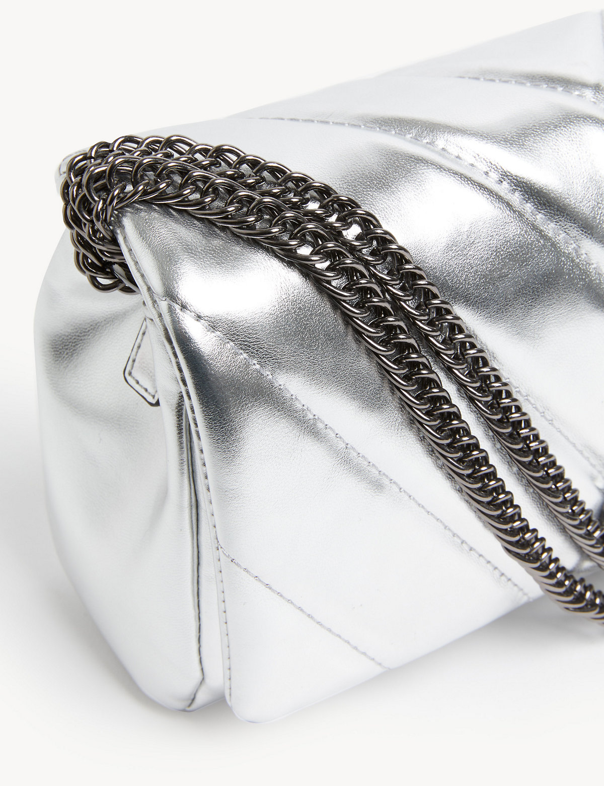 Quilted Chain Strap Shoulder Bag