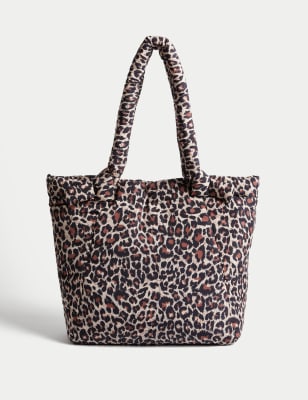 Padded sale shopper bag