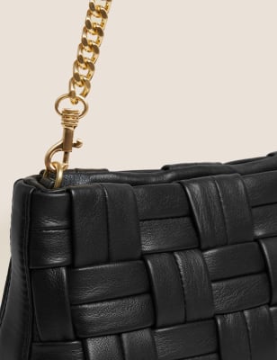 Handbag with shop chain handle