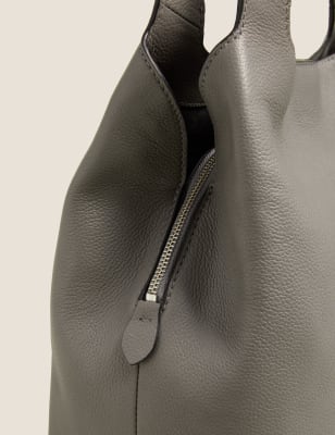 

Womens M&S Collection Schultertasche aus Leder mit 3 Fächern - Grau, Grau