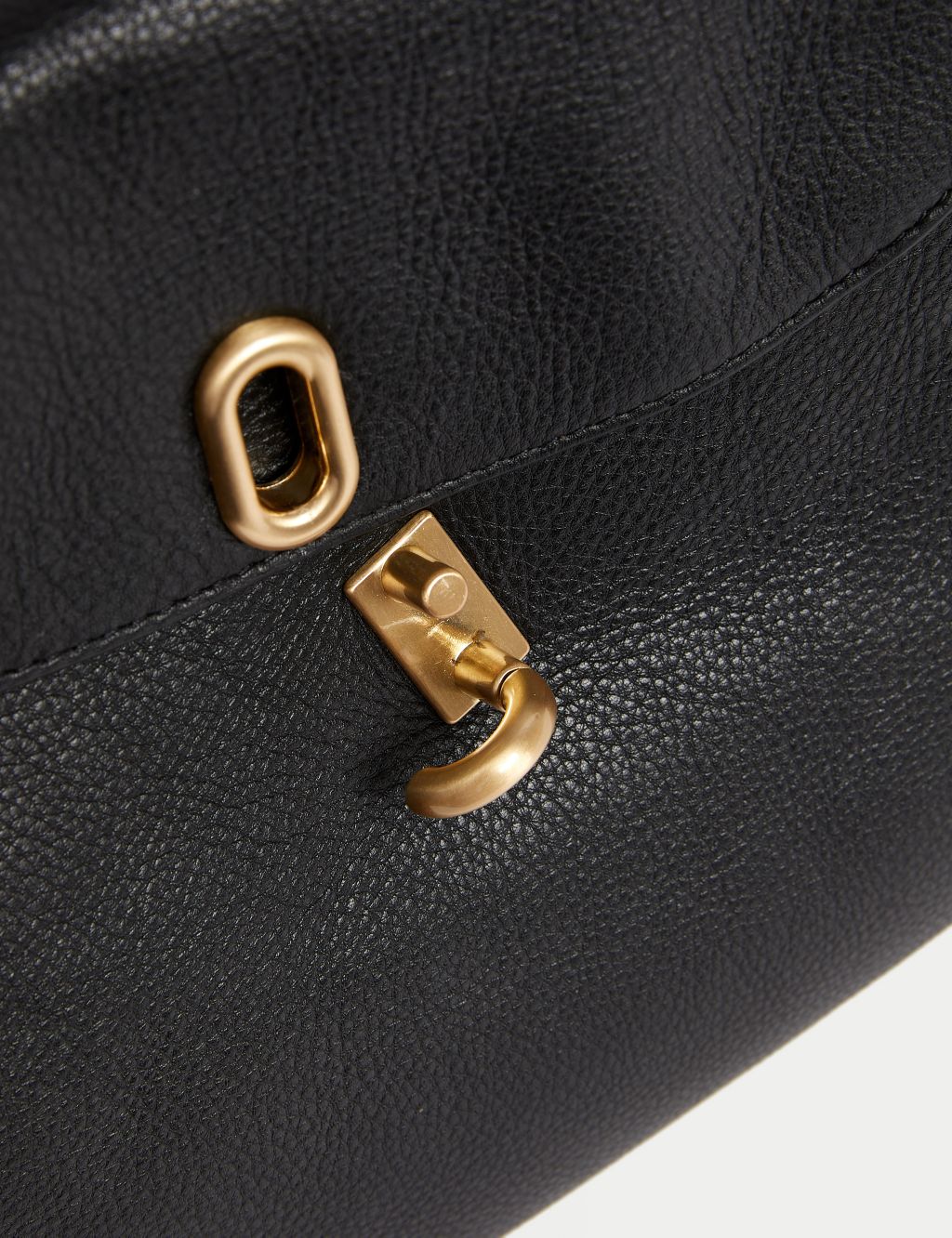 Leather Shoulder Bag image 2