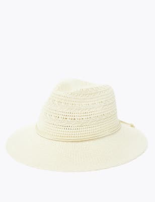 Katoenrijke gleufhoed