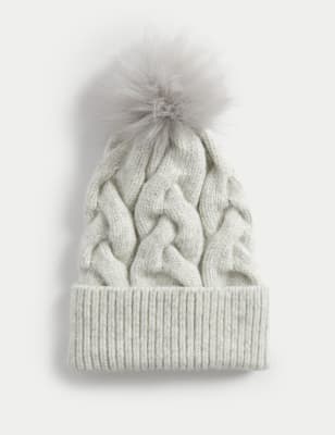 Fur pom pom clearance hat