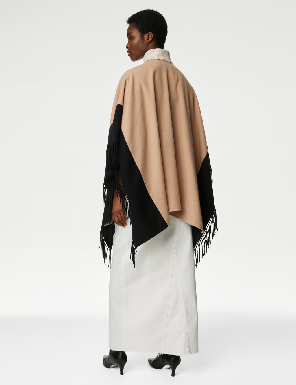 Woven Colour Block Tassel Poncho image 4