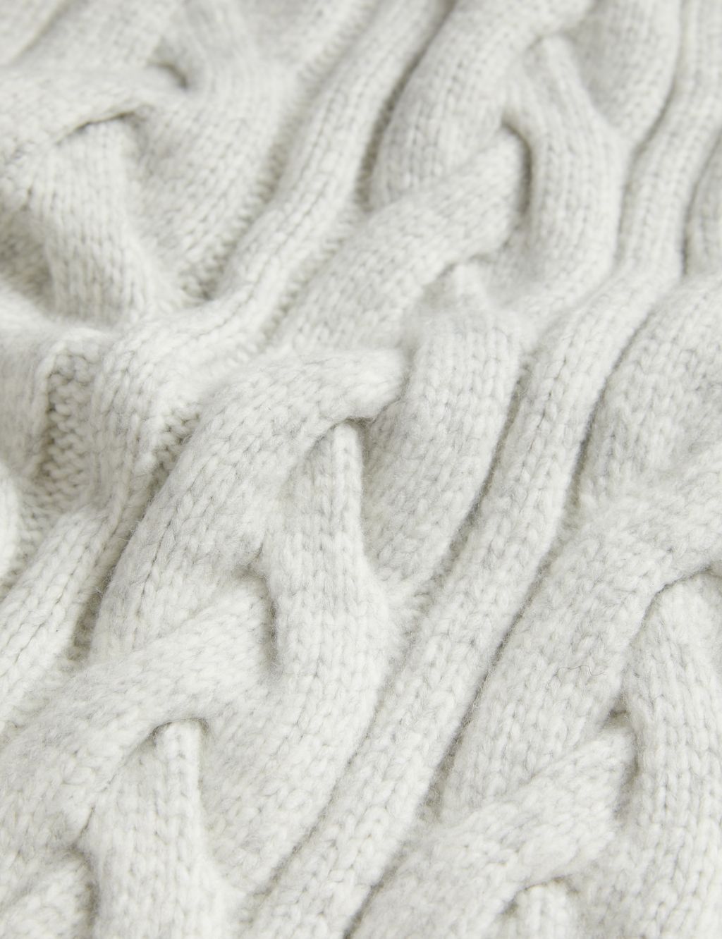 Cable Knit Scarf image 2