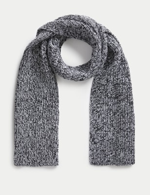 Chunky Knitted Scarf - CZ