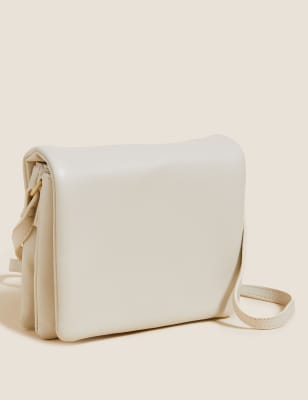

M&S Collection Mini bandolera con imitación de pielWomens - Crema, Crema
