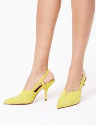 Su&egrave;de naaldhakken met spitse neus en open hak