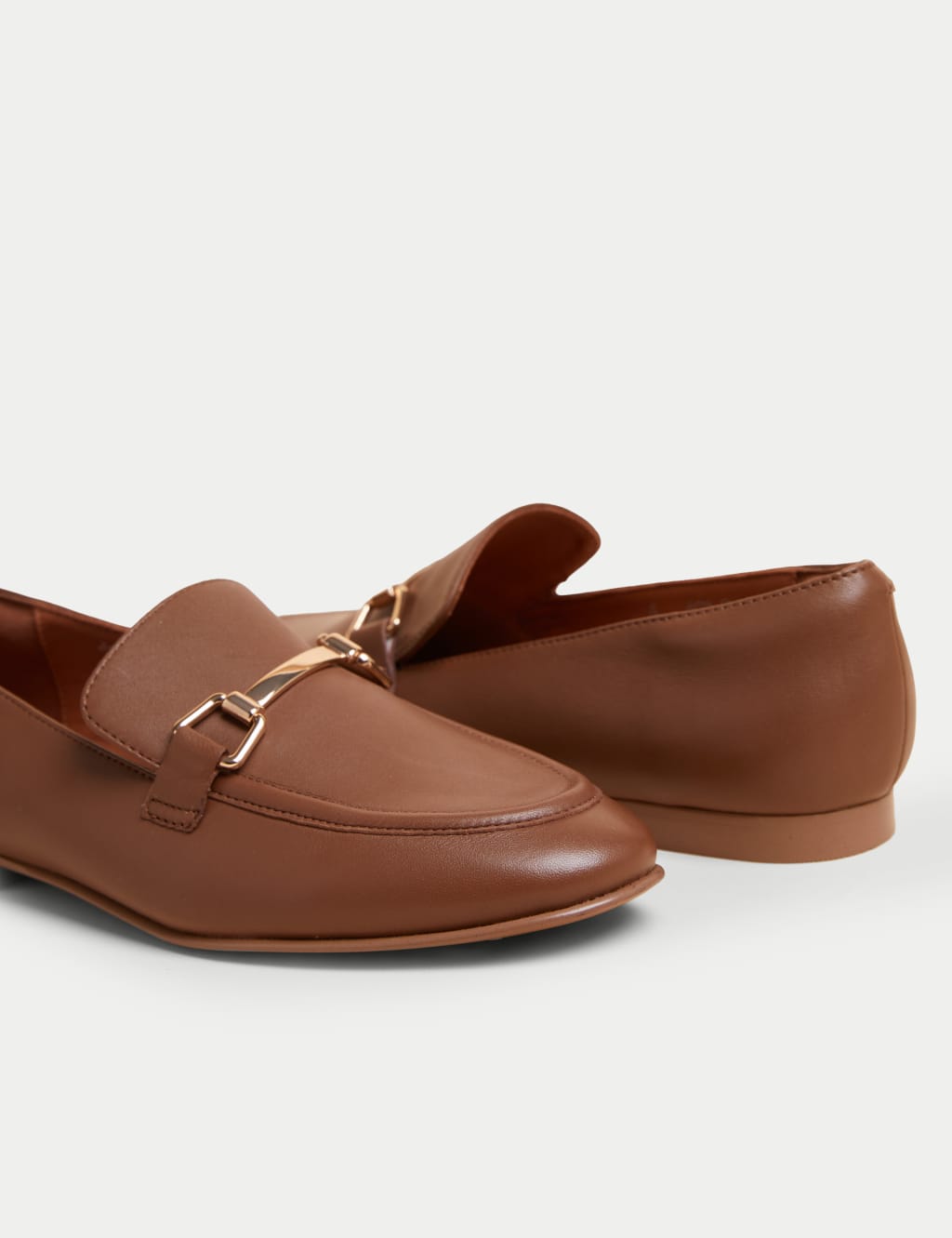 Leather Bar Trim Flat Loafers image 2