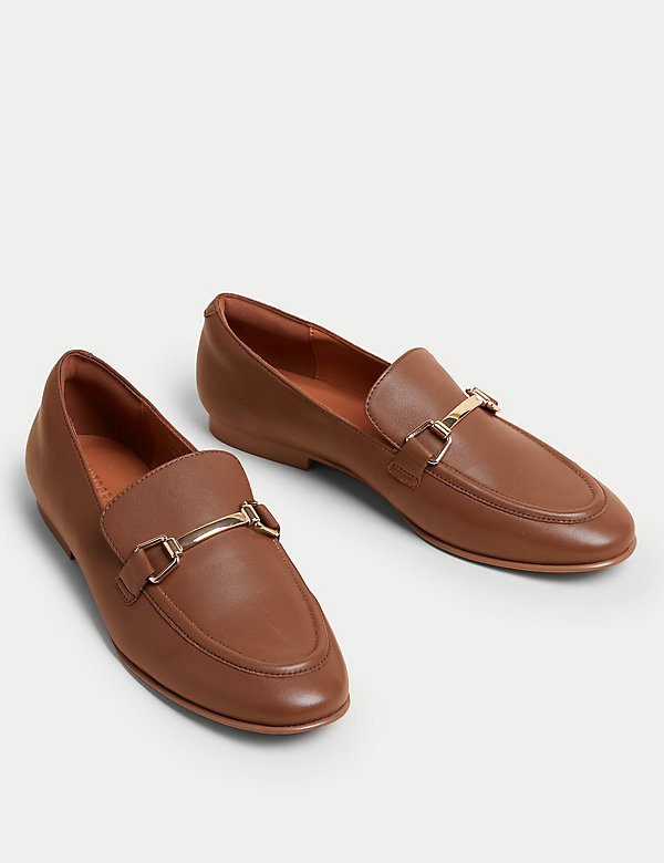 Leather Bar Trim Flat Loafers - BH