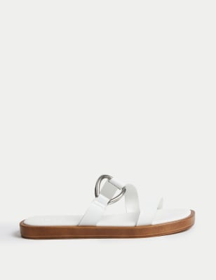 

M&S Collection Alpargatas planas de piel sin cordones con detalle de anillasWomens - White, White