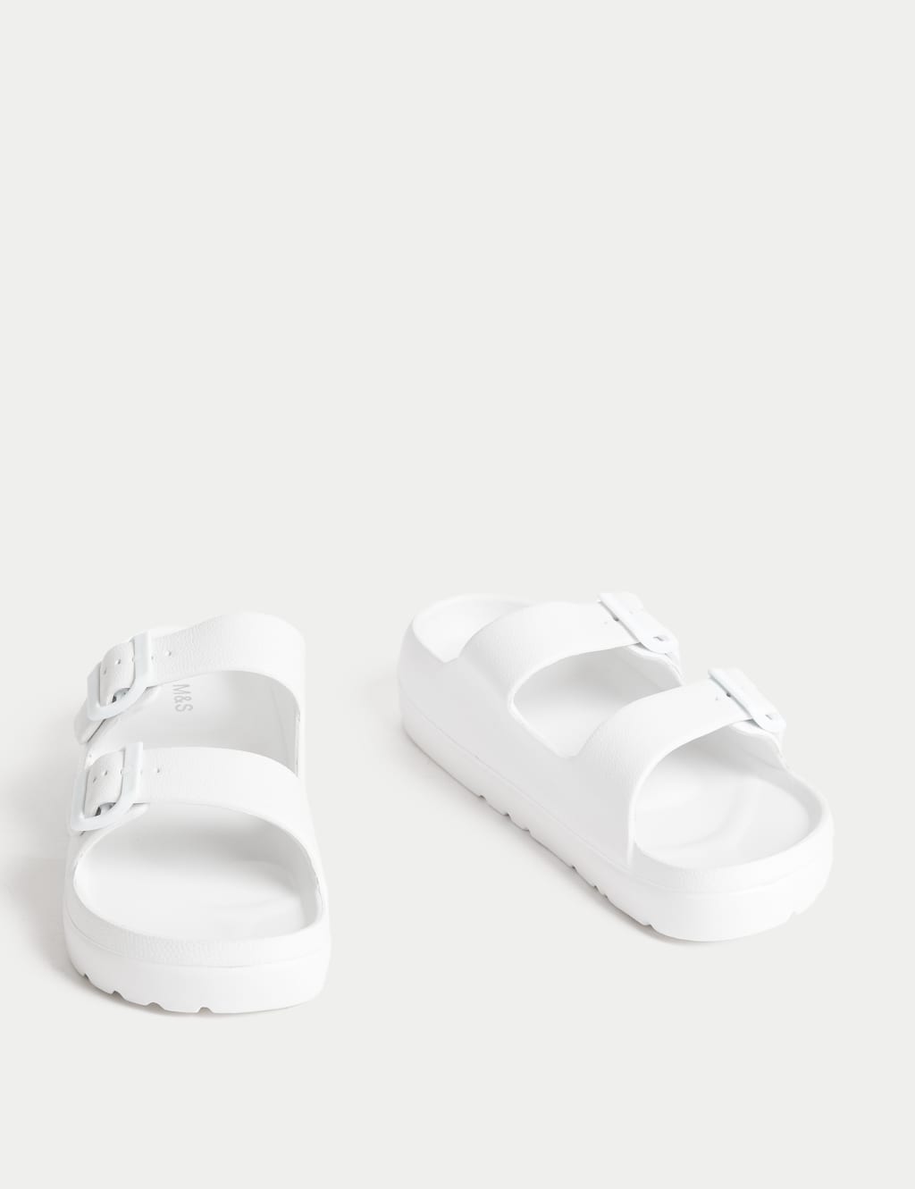 Buckle Flatform Sliders