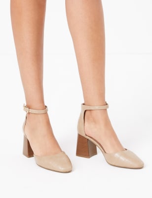 Nude block best sale heel court shoes