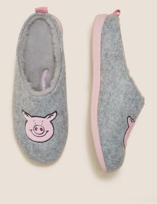 Daddy pig best sale slippers mens