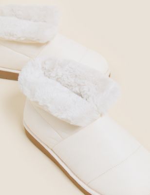 M&S Womens Quilted Faux Fur Lined Slipper Boots