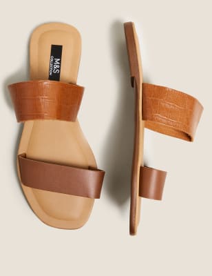 Square toe leather discount sandals